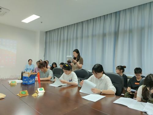 计算机一支部活动日照片1