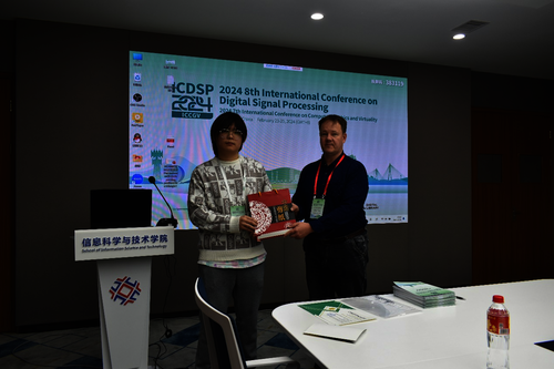 上海交通大学Ziqin Xiong